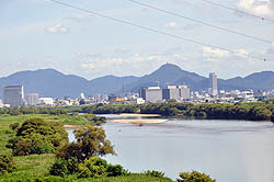 遠くに見える岐阜城