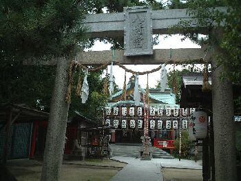 七松城跡である八幡神社