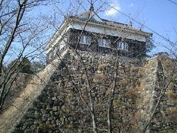 多聞櫓です。三重県唯一の現存城郭建造物です。