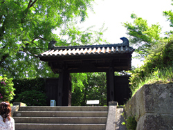 松阪城隠居丸へ。